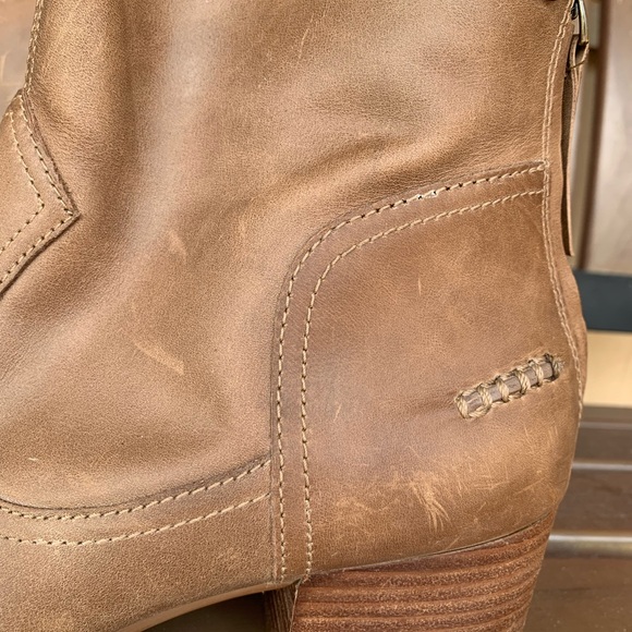 Ugg Bandara Leather Sahara Ankle Boots Size 11 - Picture 6 of 15